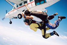 studentpresent upplevelse hoppa fallskärm
